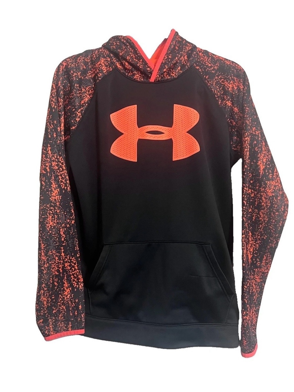 Under Armour Boys YXL black Orange Pullover Hoodie Pockets Large Logo